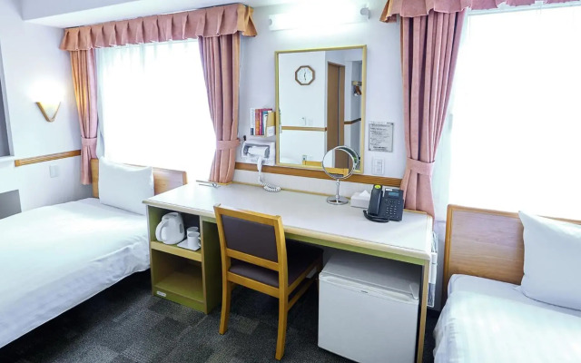 Toyoko Inn Nishitetsu Kurume-Eki Higashi-Guchi