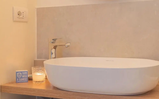 Enchanted Como Lake - City Apartment 2 by Rent all Como