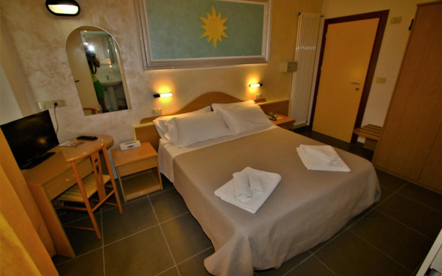 Hotel De Amicis