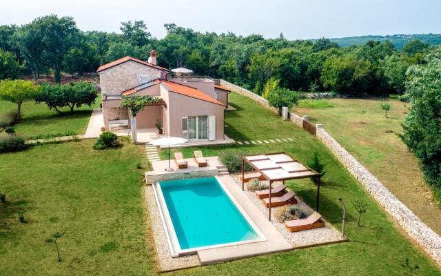 Holiday Home Vila Marten