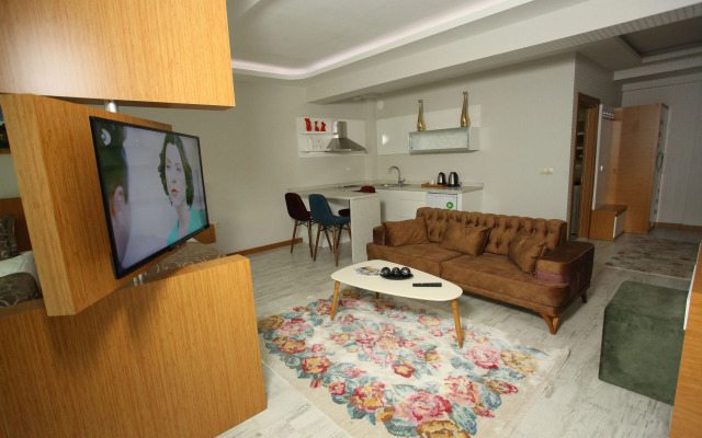 The City Walls Suit Hotel