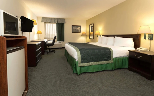 Baymont Inn & Suites Mason