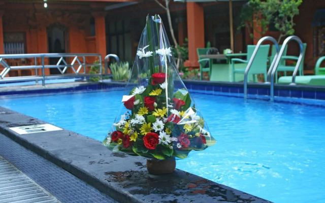 Hotel Lumbung Sari Legian