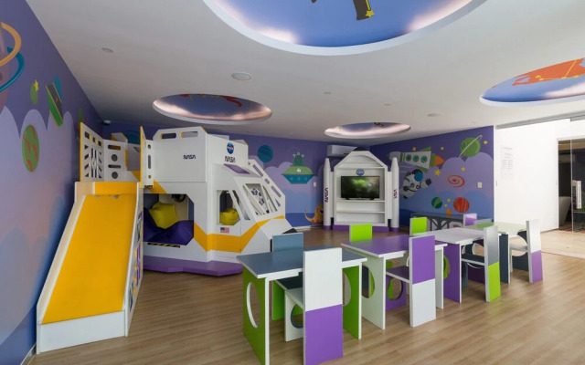 The City Condos by Playa Paradise