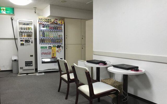 Capsule Kinuyahotel Ikebukuro - Men Only