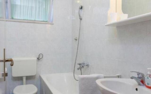 Apartments Nataša - 100m from sea