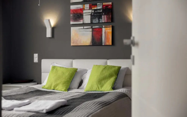 Hlonda Deluxe Apartment with Terrace