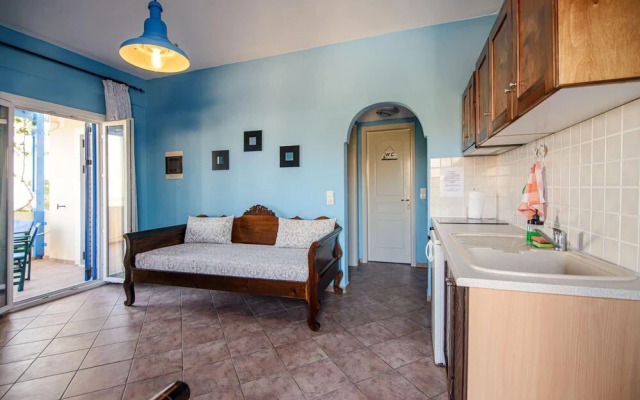 Santorious Quiet Apartment