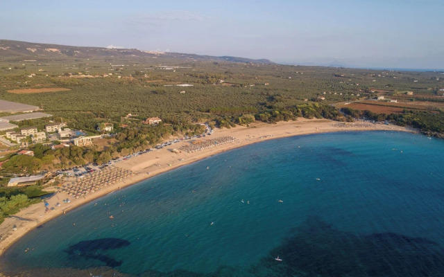 Filiatra Modern Getaway With Panoramic Views