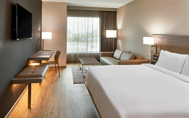AC Hotel by Marriott Cleveland Beachwood