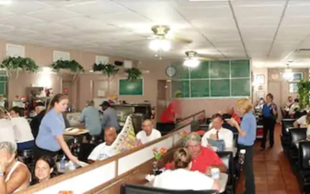 Sunrise Inn by OYO Titusville FL