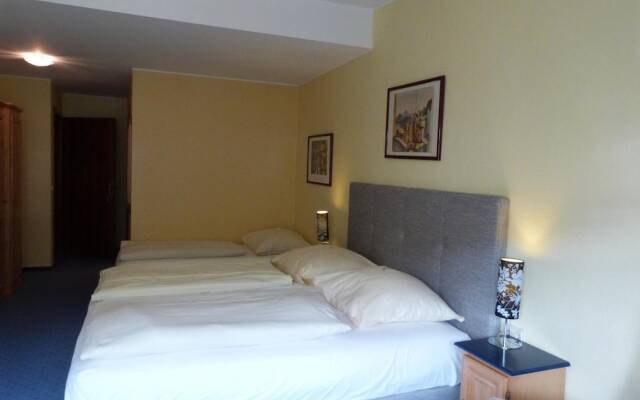 Hôtel - Restaurant Victor Hugo