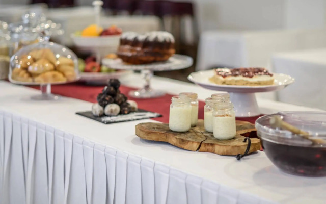 Aeolis Boutique Hotel & Suites
