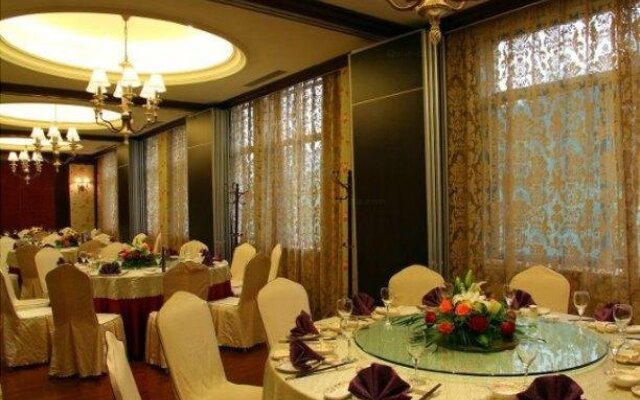 Qingshuiwan Hot Spring Holiday Village