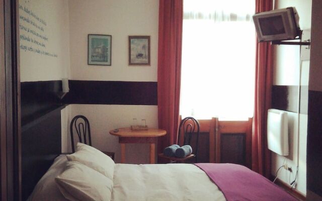 Maki Hostels & Suites Valparaiso