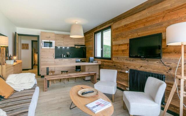 Appartement La Clusaz, 2 pièces, 6 personnes - FR-1-437-90