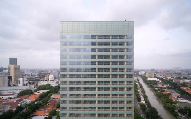 Best Location And Comfy 1Br At Praxis Apartment