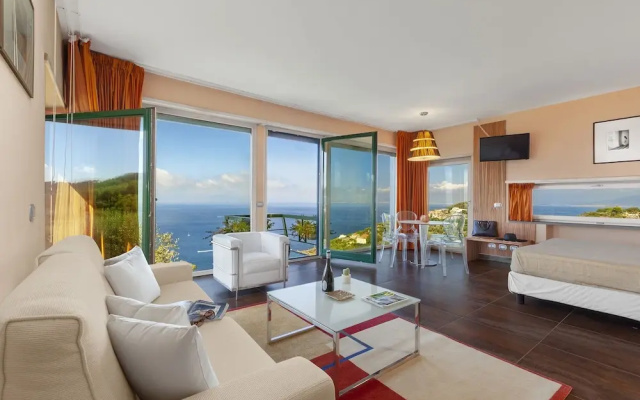 Villa Elia