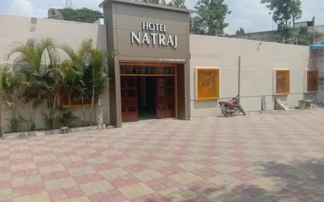 6 CR Hotel Natraj Aurangabad