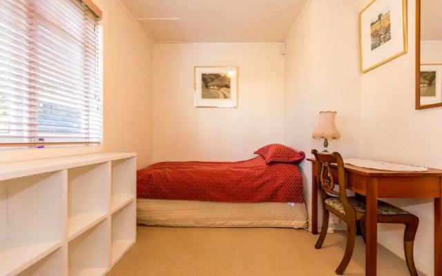 3 Bedroom Family Home With Harbour Views in Westmere