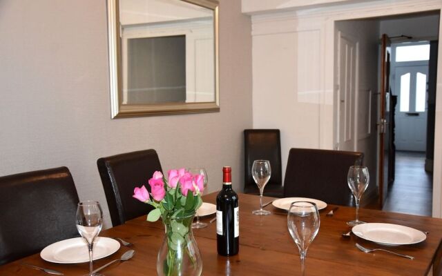 Spacious Central Cornish Townhouse