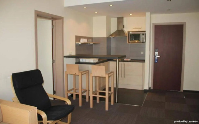 Hotel & Aparthotel Casteau Resort Mons