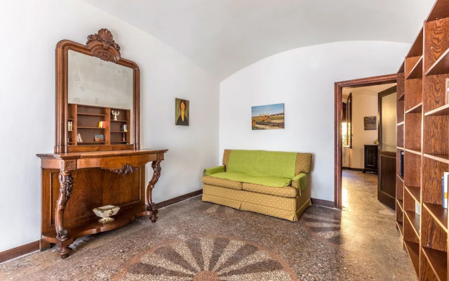 San Mamolo Retreats