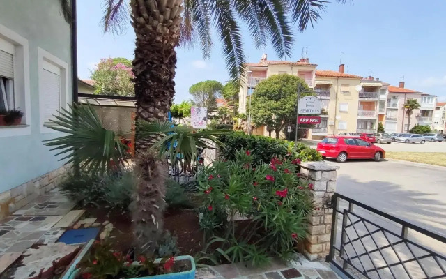 Apartments Azalea, Umag