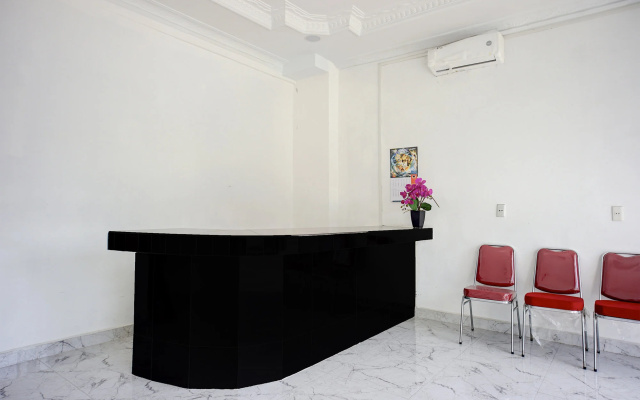Hotel O Sm Raja Guest House – Lobby – Medan