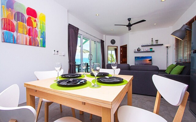 Interstellar Beachfront Villa B