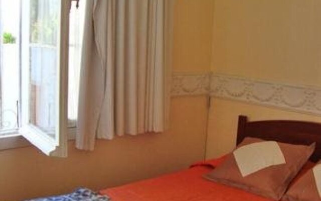 Hostal Paseo Valle
