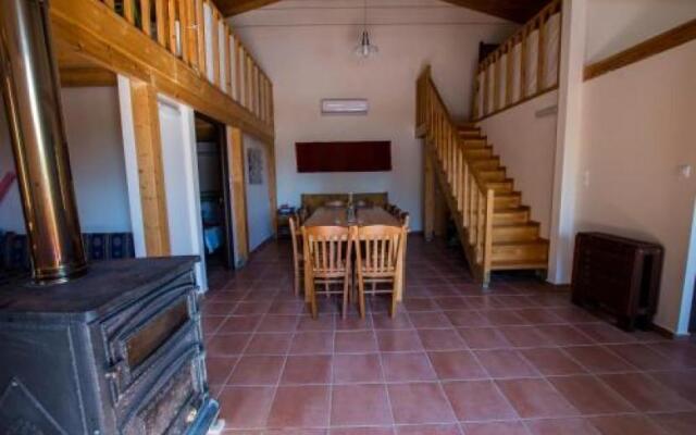 Holiday Home 3 Bedrooms 1 Bathroom - Kastellos