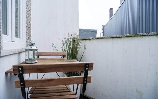 Apartment with One Bedroom in Porto, with Wonderful City View, Terrace And Wifi