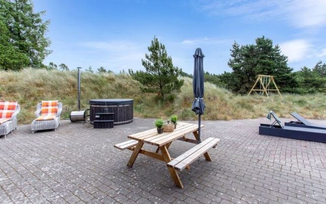 "Henrich" - 1.2km from the sea in Western Jutland