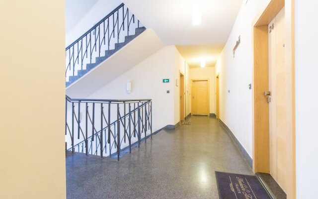 Charles Bridge Studio Apartment By Easybnb