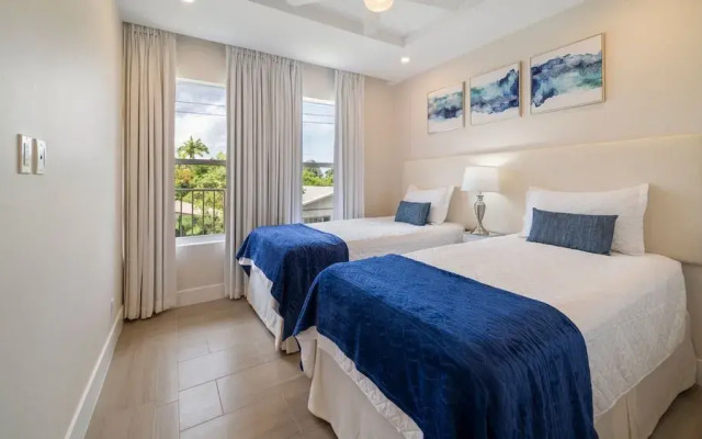 Coral Beach 202 2 Bedroom Condo