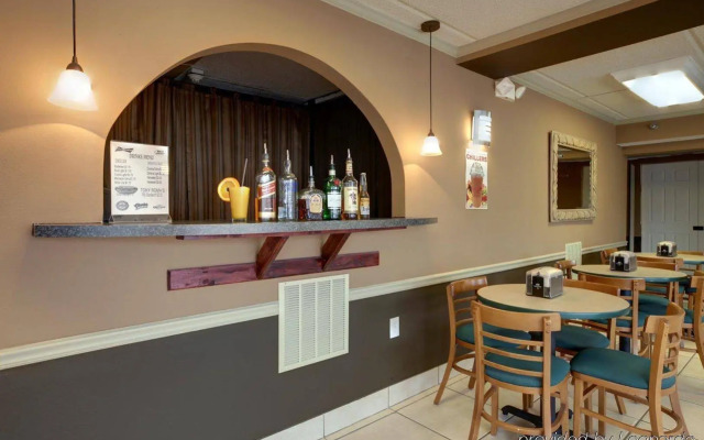 Americas Best Value Inn & Suites Melbourne