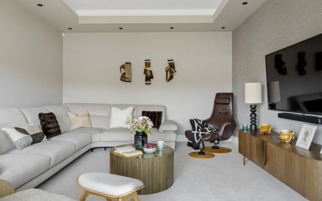 Gable View in Combeinteignhead