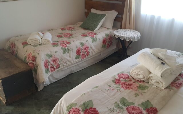 Artists Retreat B And B Self Catering