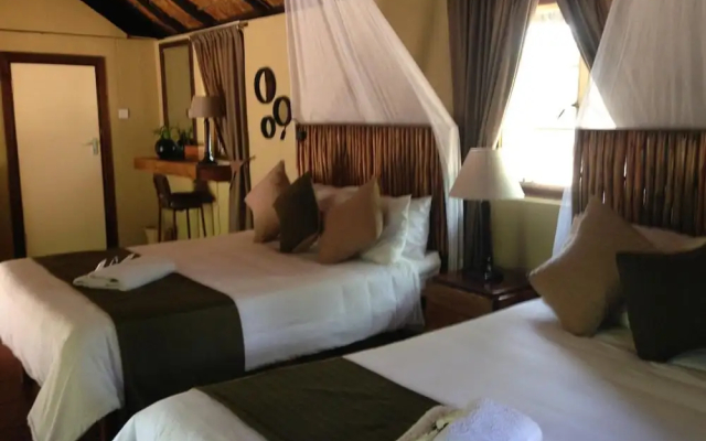 Phokoje Bush Lodge