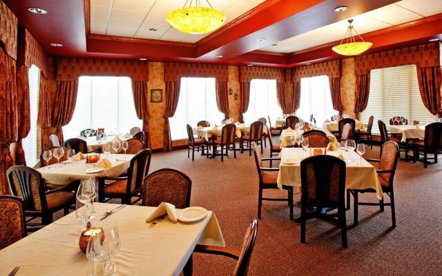 Holiday Inn Quincy East by IHG