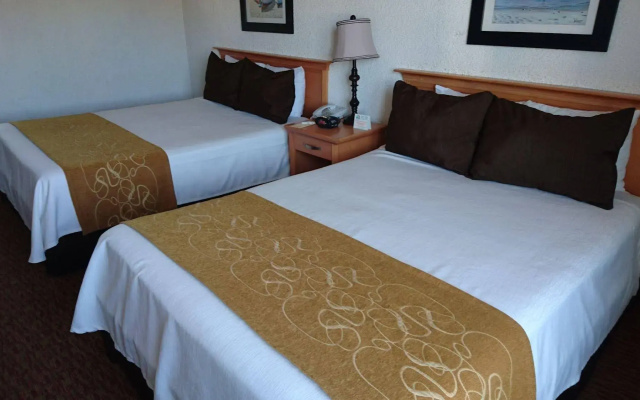 Corona Hotel & Spa
