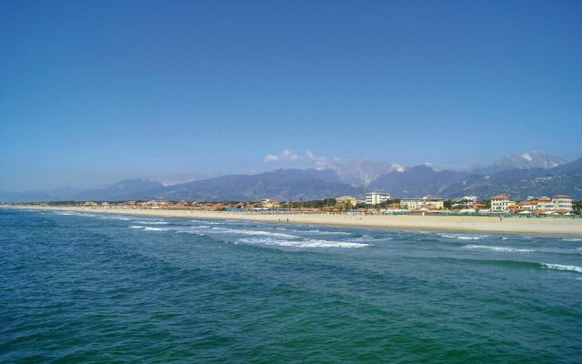 Amazing Home in Montignoso -ms- With 3 Bedrooms and Wifi