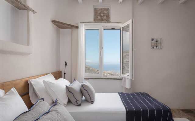 Morfes Luxury Apartments