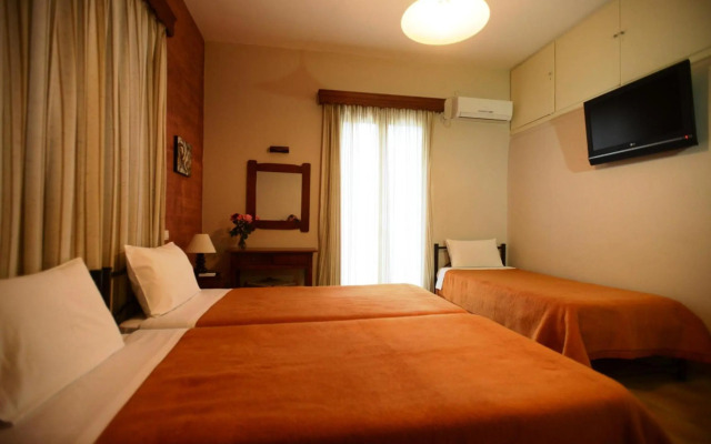 Argo Hotel