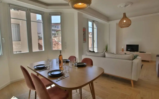 Apartment in Antibes Near Sandy Beaches