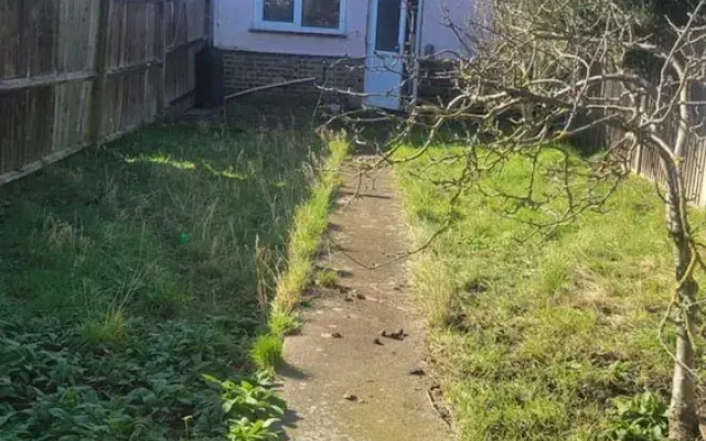 London Villa Retreat With 3 Bedrooms