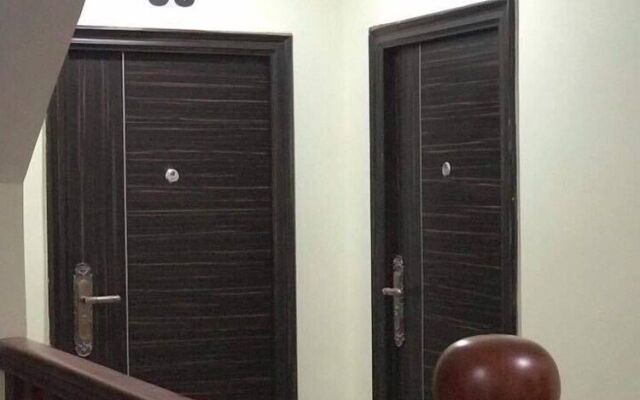 Thada Apartment