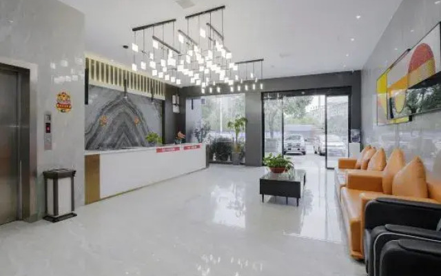Huaihua Golden Hotel