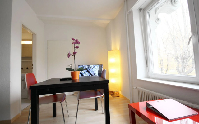 Hitrental Stauffacher Apartments